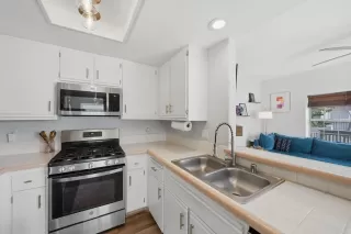 Photo #5: PTP2605039 Listing 