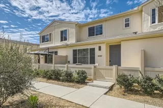 Photo #2: PTP2605068 Listing