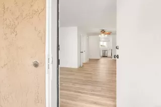Photo #4: PTP2605075 Listing