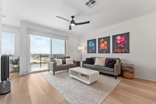 MLS: PTP2605083 Condo For Sale