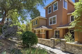 Photo #4: PTP2605089 Listing