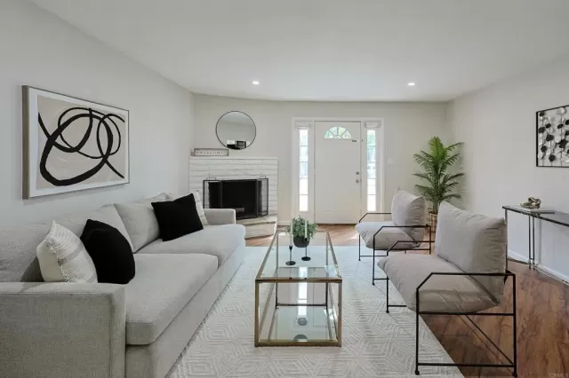 MLS: PTP2605119 Condo For Sale