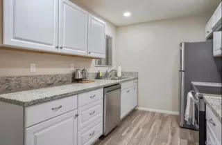 Photo #6: PTP2605160 Listing