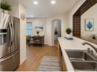 Photo #5: PTP2605174 Listing
