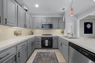 Photo #2: PTP2605176 Listing