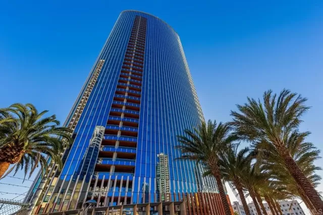 MLS: PTP2605178 Condo For Sale