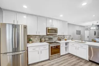 Photo #2: PTP2605199 Listing