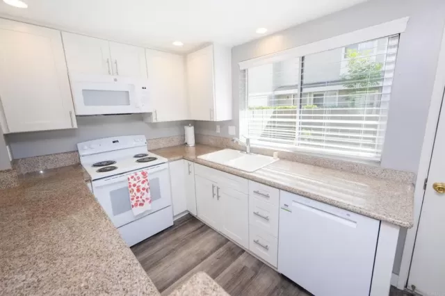 MLS: PTP2605203 Condo For Sale