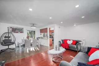 Photo #3: PTP2605213 Listing