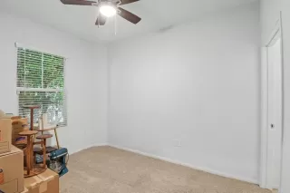 Photo #6: PTP2605237 Listing