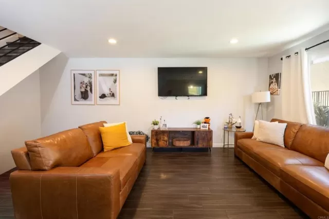 MLS: PTP2605239 Condo For Sale