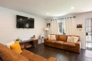 Photo #1: PTP2605239 Listing