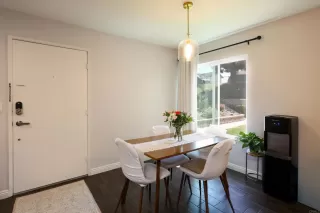 Photo #4: PTP2605239 Listing