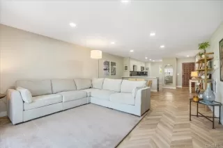 Photo #6: PTP2605258 Listing