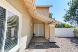 Photo #1: PTP2605273 Listing
