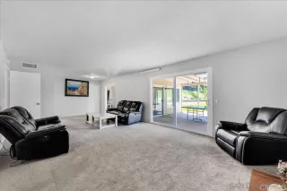 Photo #2: PTP2605273 Listing