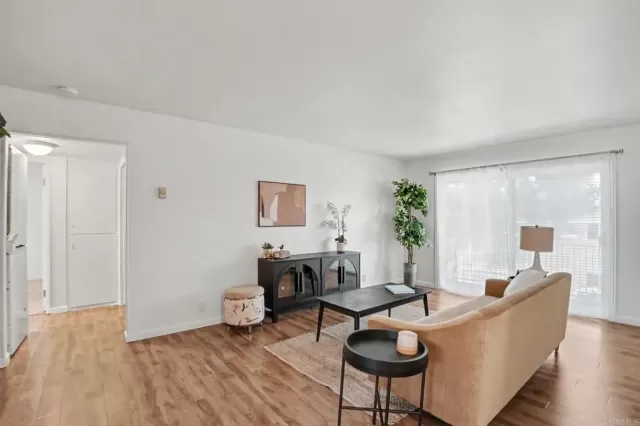 MLS: PTP2605338 Condo For Sale