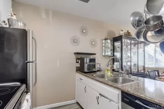 Photo #3: PTP2605341 Listing