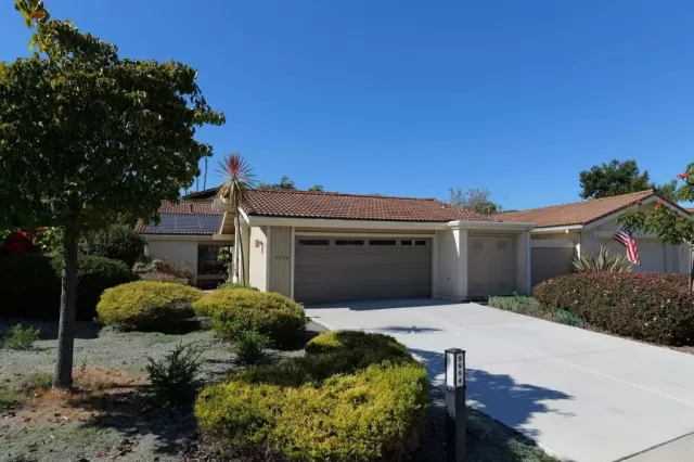MLS: PTP2605345 Condo For Sale