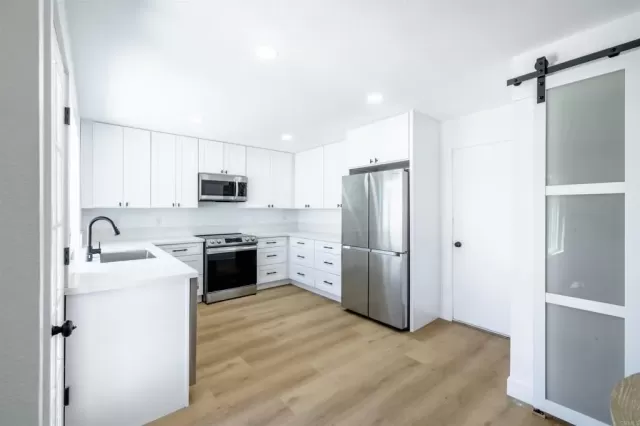 MLS: PTP2605423 Condo For Sale
