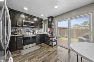 Photo #6: PTP2605543 Listing
