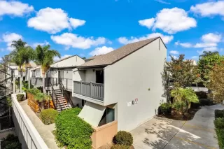 Browse active condo listings in VILLAGE SQUARE SAN DIEGO