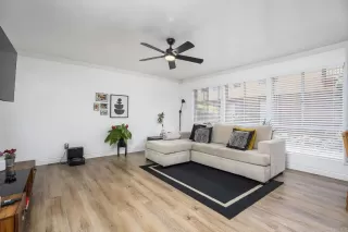 Photo #2: PTP2605579 Listing 