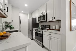 Photo #5: PTP2605583 Listing 