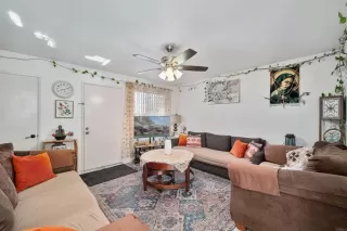 Photo #2: PTP2605602 Listing