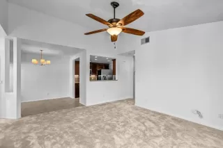 Photo #4: PTP2605615 Listing