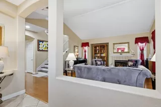 Photo #5: PTP2605665 Listing