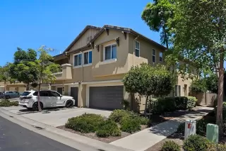 Photo #1: PTP2605668 Listing