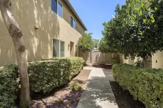 Photo #4: PTP2605668 Listing