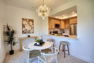 Photo #2: PTP2605679 Listing