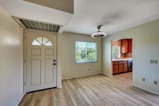 Photo #4: PTP2605682 Listing