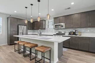 Browse active condo listings in MILLENIA