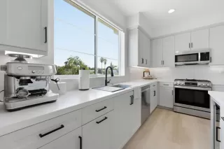 Photo #6: PTP2605711 Listing