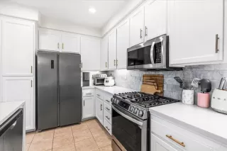 Photo #6: PTP2605726 Listing