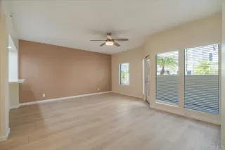 Photo #3: PTP2605736 Listing