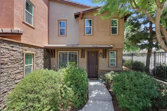 MLS: PTP2605741 Condo For Sale