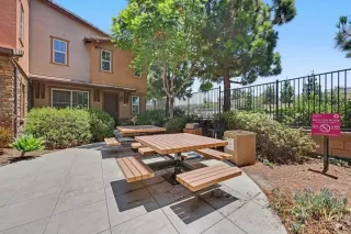 Photo #2: PTP2605741 Listing
