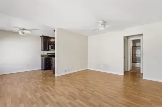 Photo #1: PTP2605852 Listing