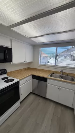 Photo #4: PTP2605856 Listing