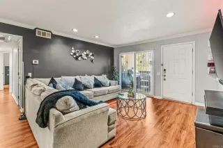 Photo #5: PTP2605858 Listing 