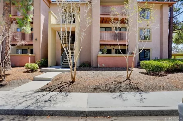 MLS: PTP2605865 Condo For Sale