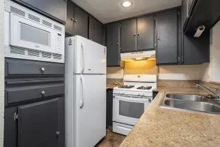 Photo #5: PTP2605883 Listing 