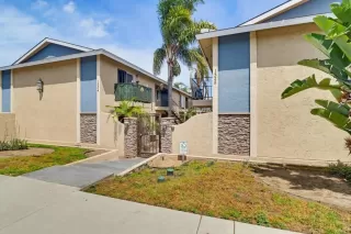More Details about MLS # PTP2605888 : 1328 IRIS AVENUE UNIT 2