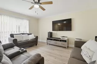 Photo #2: PTP2605888 Listing