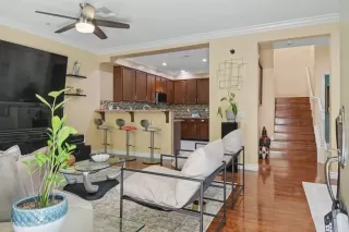 Photo #5: PTP2605914 Listing