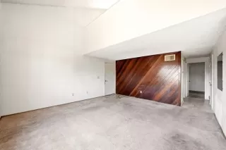 Photo #1: PTP2605936 Listing